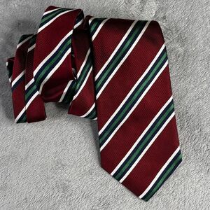 Vineyard Vines Tie Mens Classic Silk Red Green Striped Preppy Handmade USA 3.75"